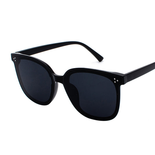 GM New Sunglasses Female Classic Black Net Red
